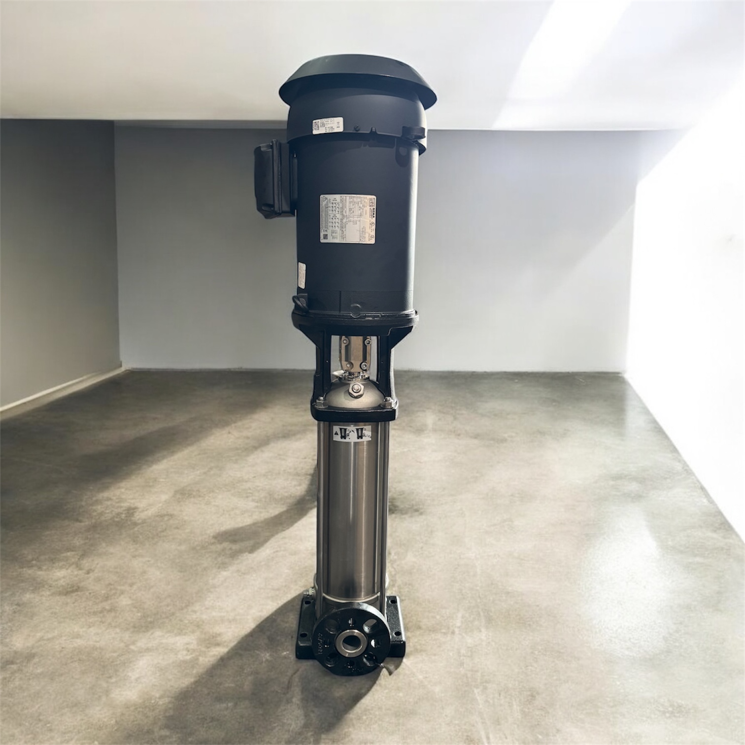 GPTCO Vertical Multistage Centrifugal Pump, 5HP, 2640GPH, 1PHASE, Model GSBI 5-14, SS304 - NEMA - Image 2